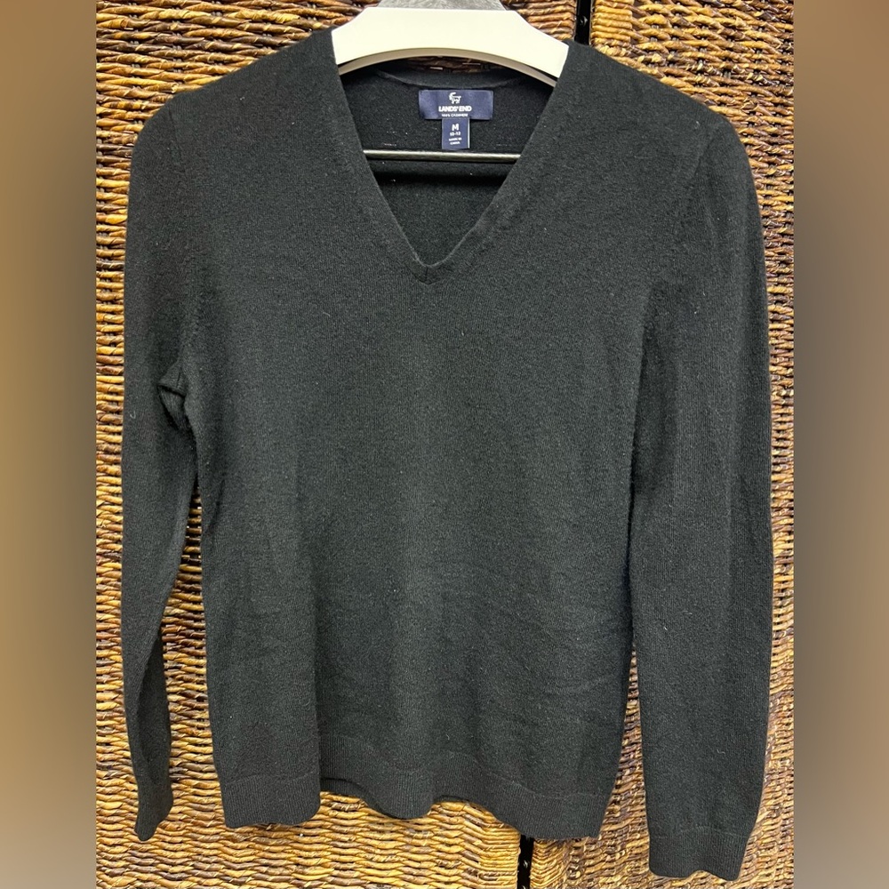 Lands End- Men's Black V-Neck 100% Cashmere Sweater